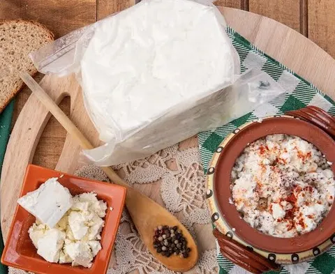 Суроватъчна свежа извара – вакуум опаковка около 1кг